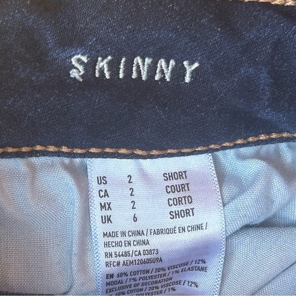 American Eagle outfitters Skinny Blue Denim Shorts size 2 -F- - Picture 3 of 5
